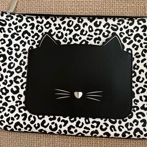 NWOT Kate Spade Black and White Meow Cat Pattern Zipper Pouch